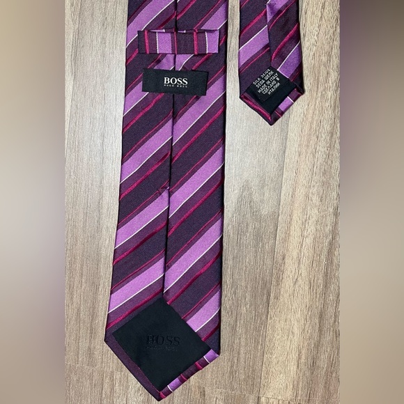 Hugo Boss Tie - Picture 2 of 2